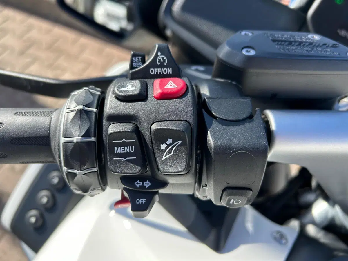 Bmw R 1250 RT (2021 - 25) (4)