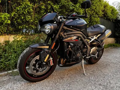 Triumph Speed Triple 1050 RS (2018 - 20) usata