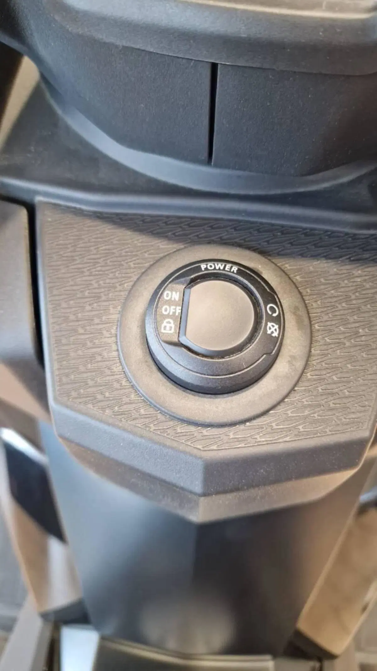 Bmw C 400 GT (2025 - 26) (9)
