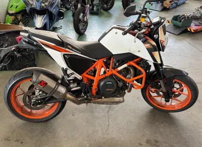 KTM 690 Duke R (2010 - 15) usata