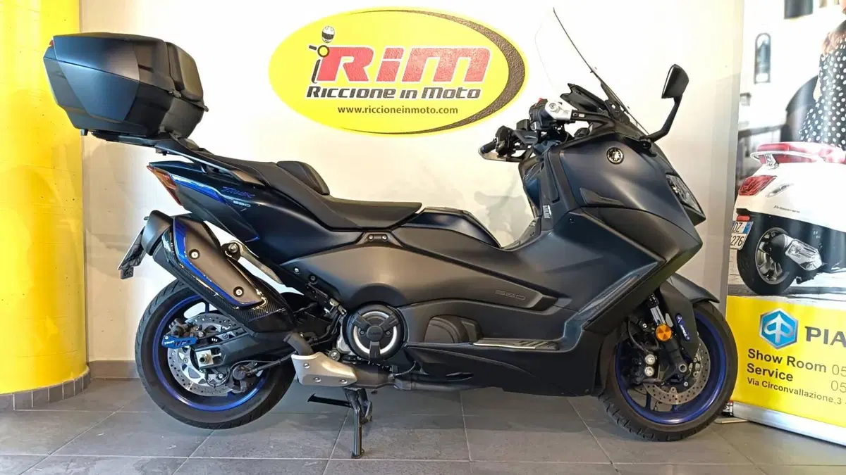 Yamaha T-Max 560 (2022 - 24) (2)