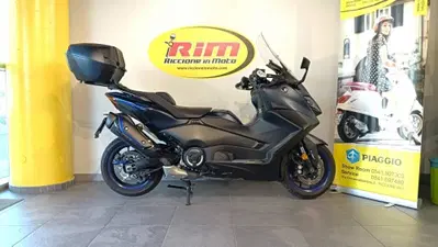 Yamaha T-Max 560 (2022 - 24) usata