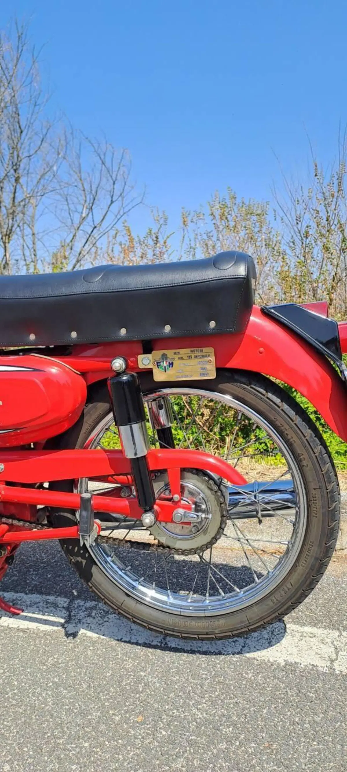 Motobi Imperiale 125 4T (3)