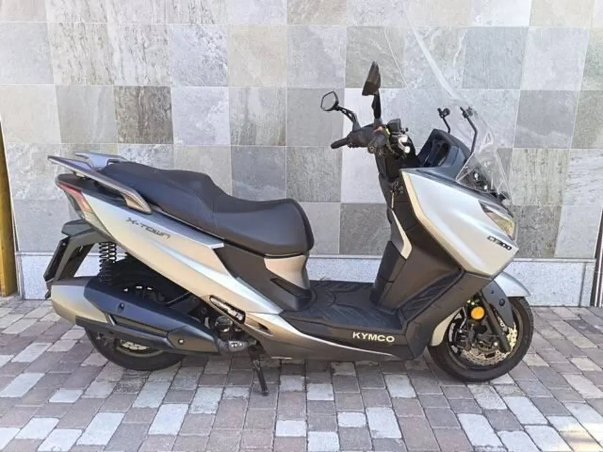 Kymco X-Town 300i City (2021 - 25) (4)
