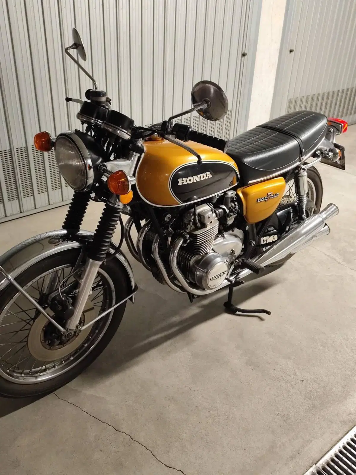 Honda CB 500 Four (5)