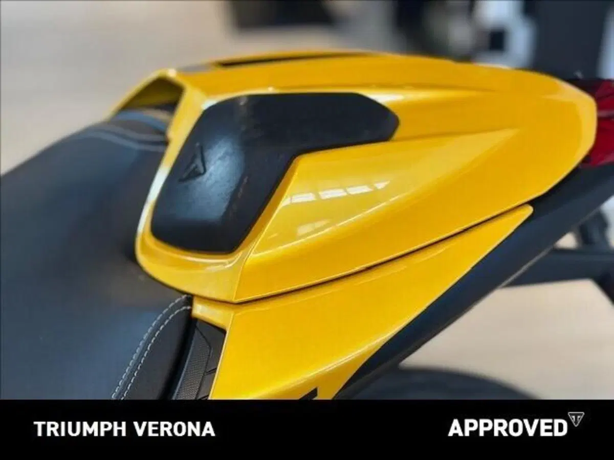 Triumph Street Triple 765 RS (2023 - 26) (17)
