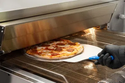 Perch&eacute; siamo andati in un'azienda iper tecnologica per... Mangiare una pizza?