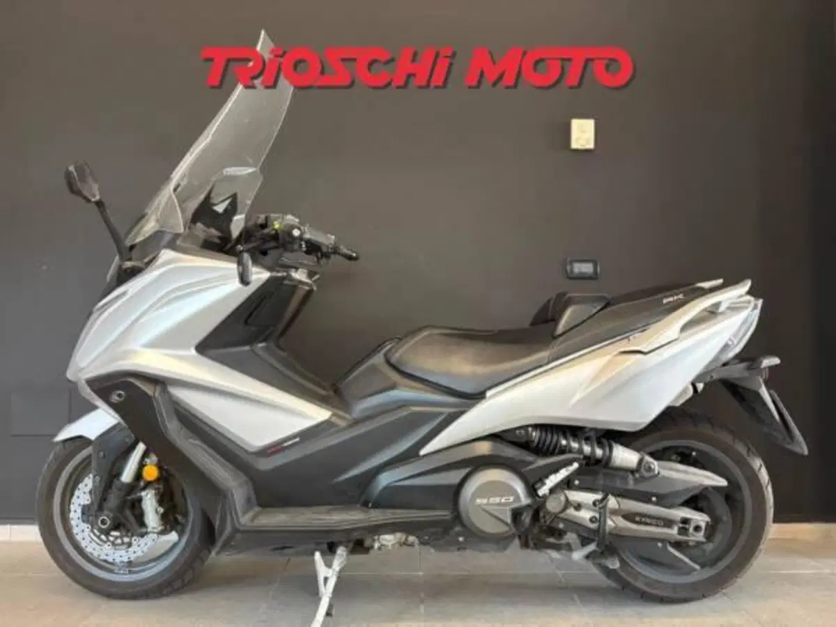 Kymco AK 550 (2017 - 19) (2)