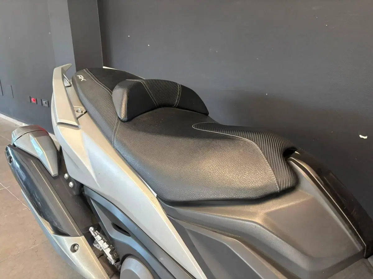 Kymco AK 550 (2017 - 19) (3)