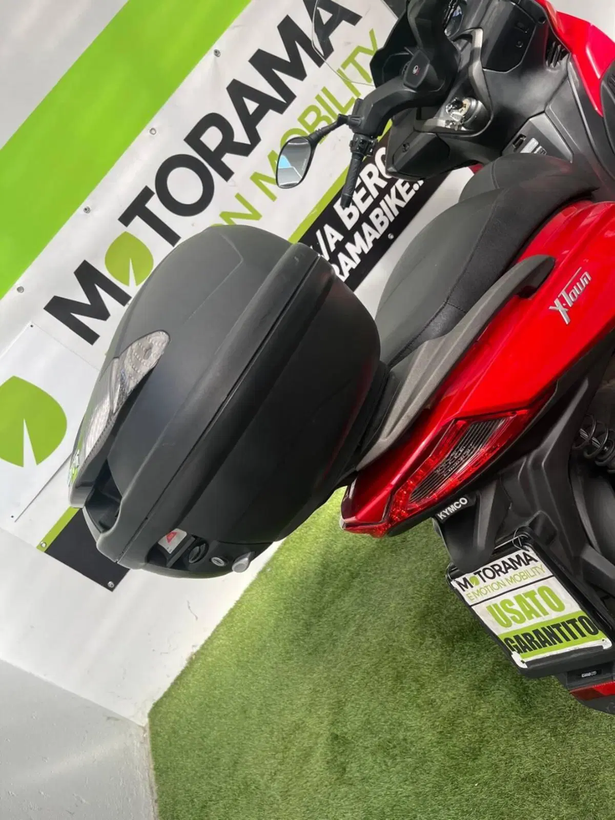 Kymco X-Town 300i ABS (2016 - 20) (9)