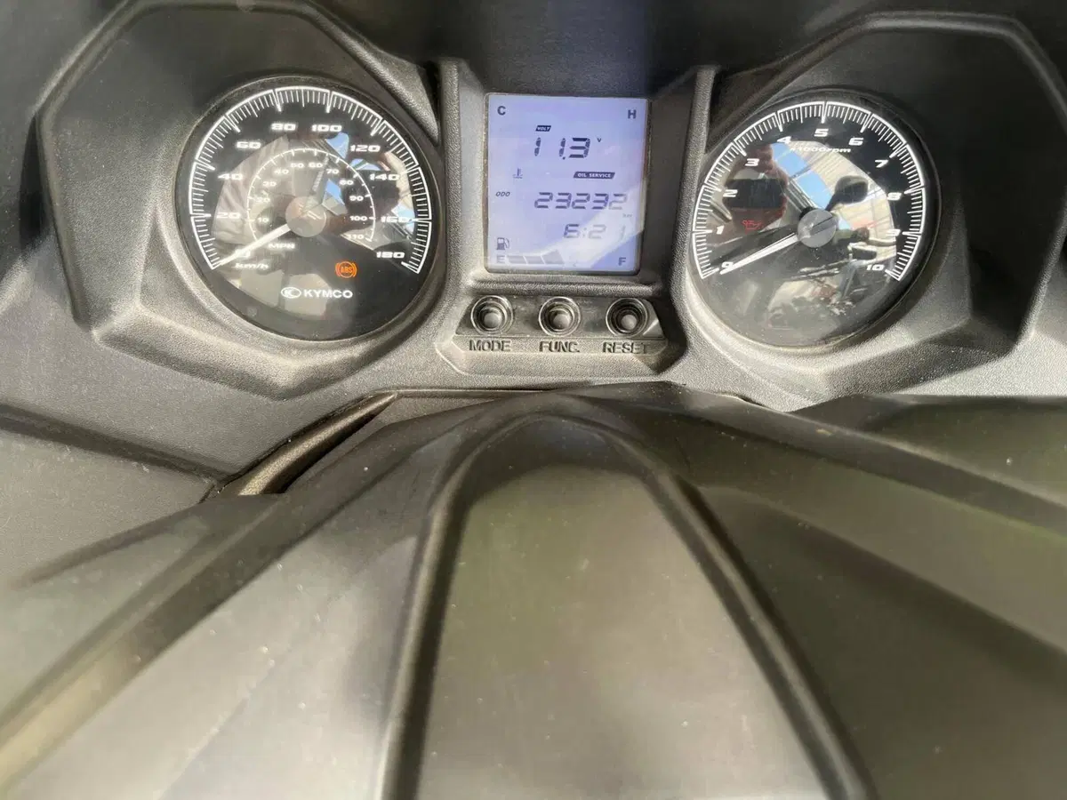 Kymco X-Town 300i ABS (2016 - 20) (5)