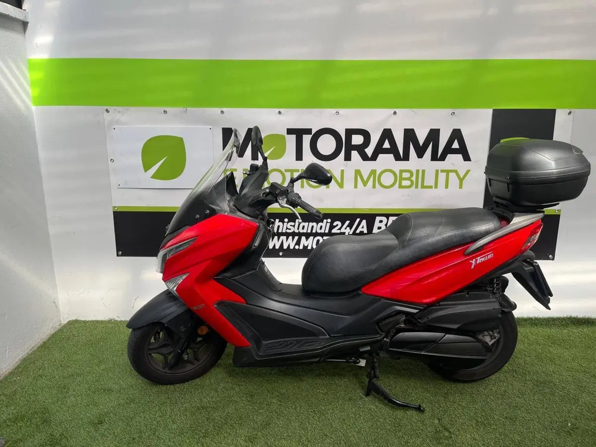 Kymco X-Town 300i ABS (2016 - 20) (3)