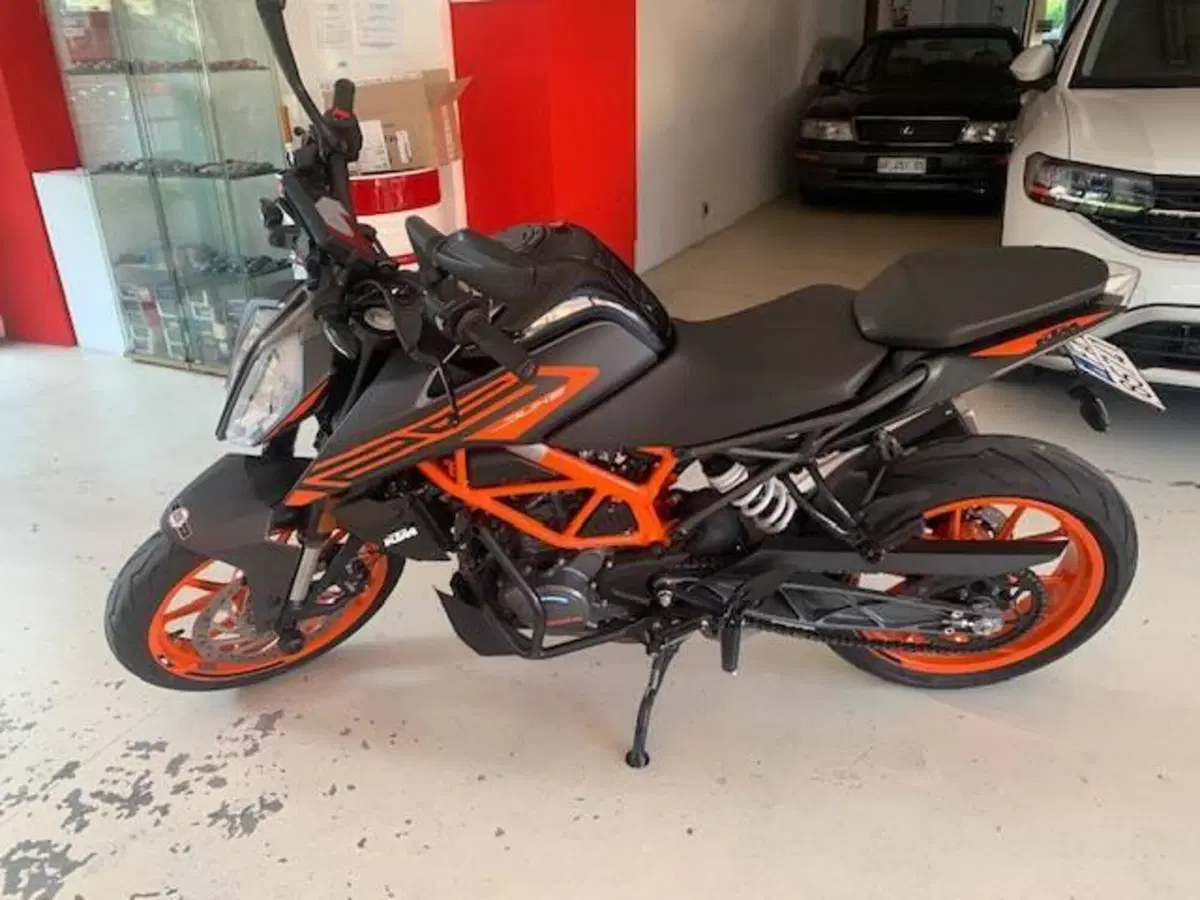 KTM 125 Duke (2021 - 23)