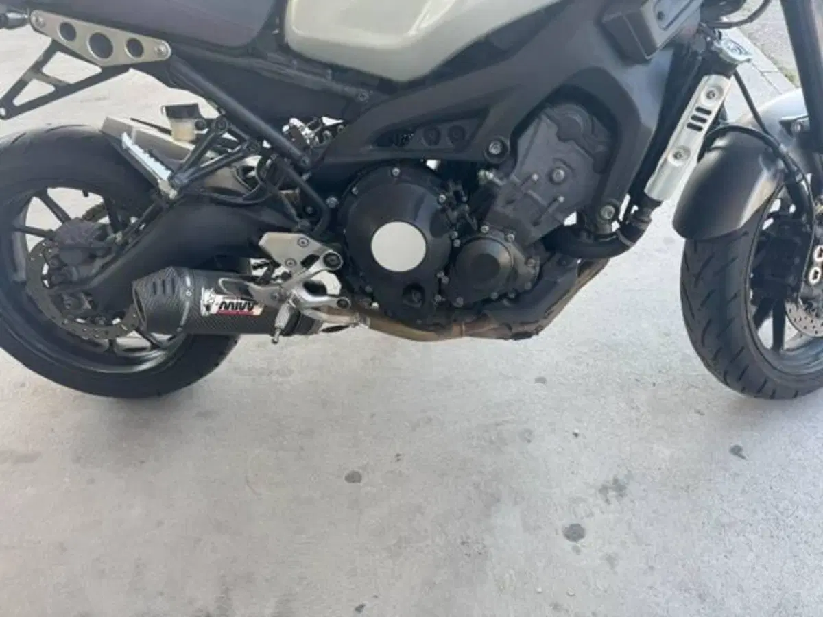 Yamaha XSR 900 ABS (2016 - 20) (10)