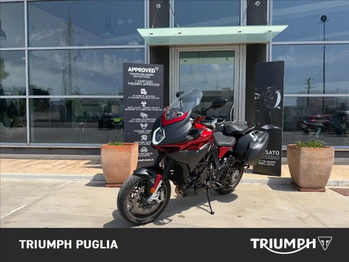 MV Agusta Turismo Veloce 800 Lusso SCS (2021 - 26) (3)