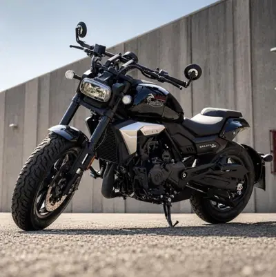 Mondial Spartan 600, la roadster heritage che rilancia lo stile neo-retr&ograve;