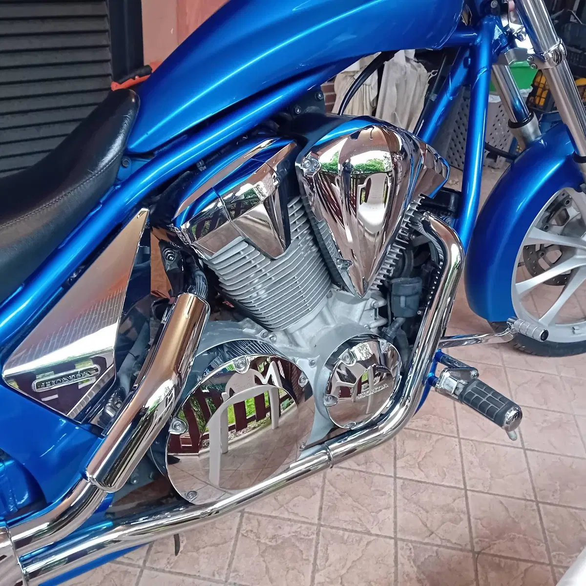 Honda VT 1300 CX (2009 - 16) (9)