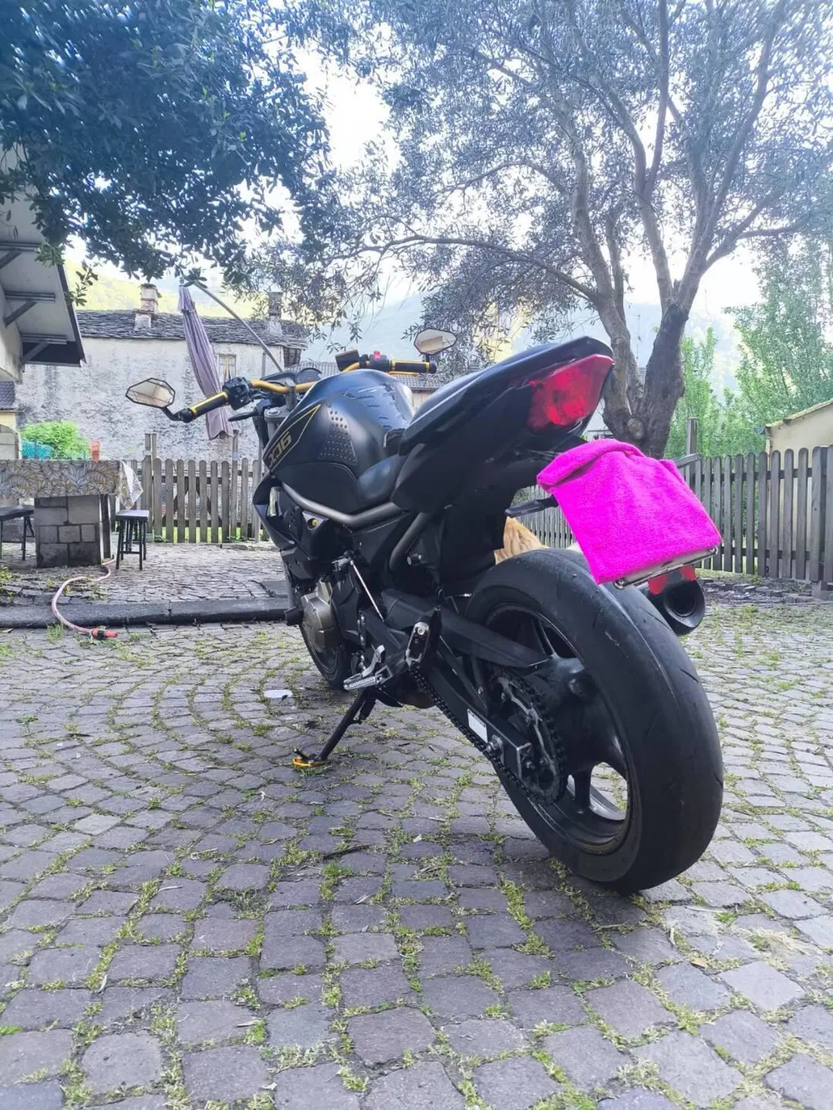 Yamaha XJ6 (2008 - 15) (4)