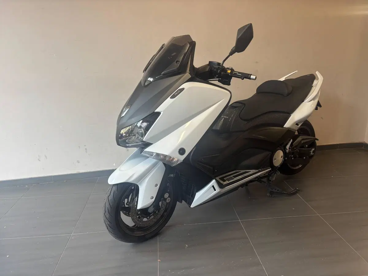 Yamaha T-Max 530 (2012 - 14) (5)