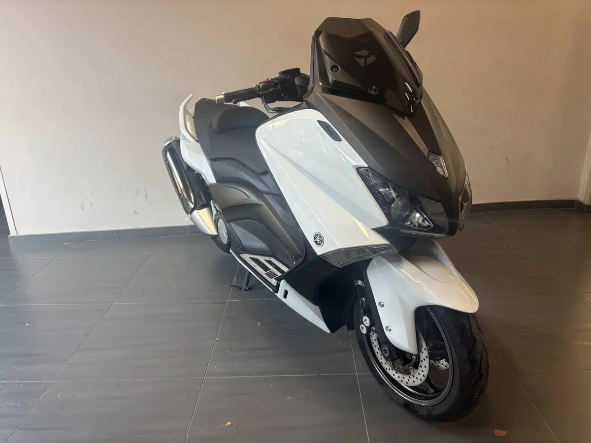 Yamaha T-Max 530 (2012 - 14) (6)