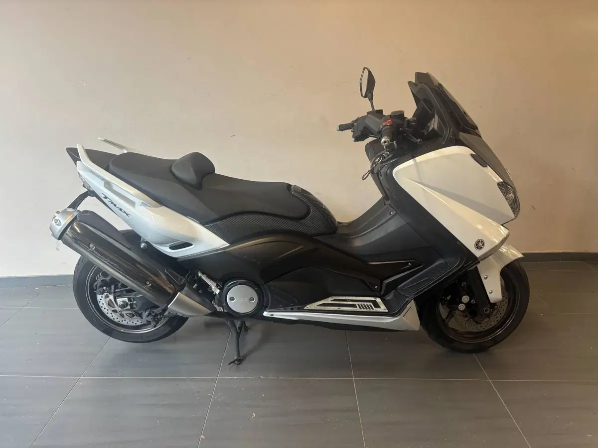 Yamaha T-Max 530 (2012 - 14) (7)