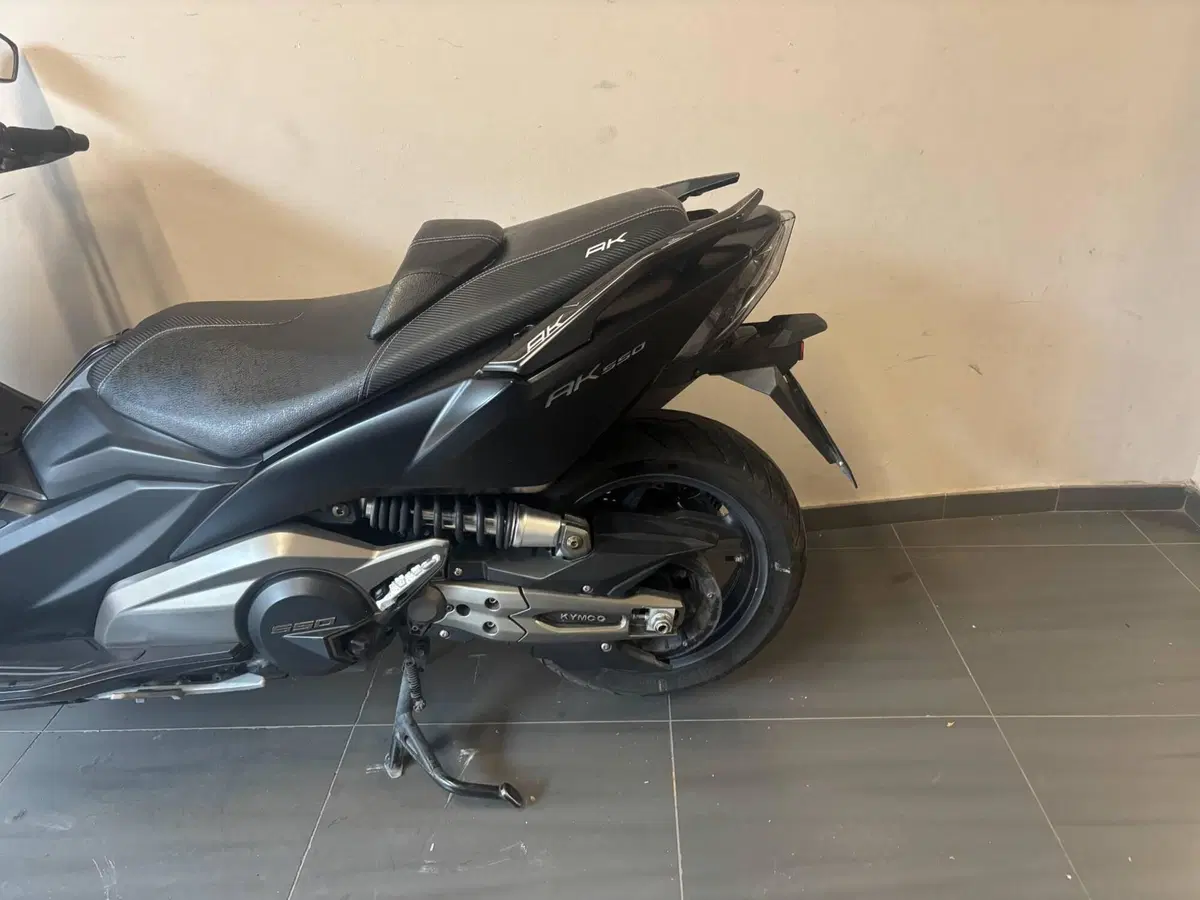 Kymco AK 550 (2017 - 19) (3)