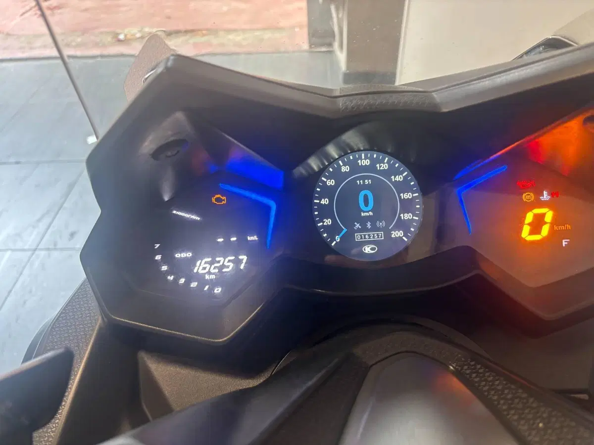 Kymco AK 550 (2017 - 19) (4)