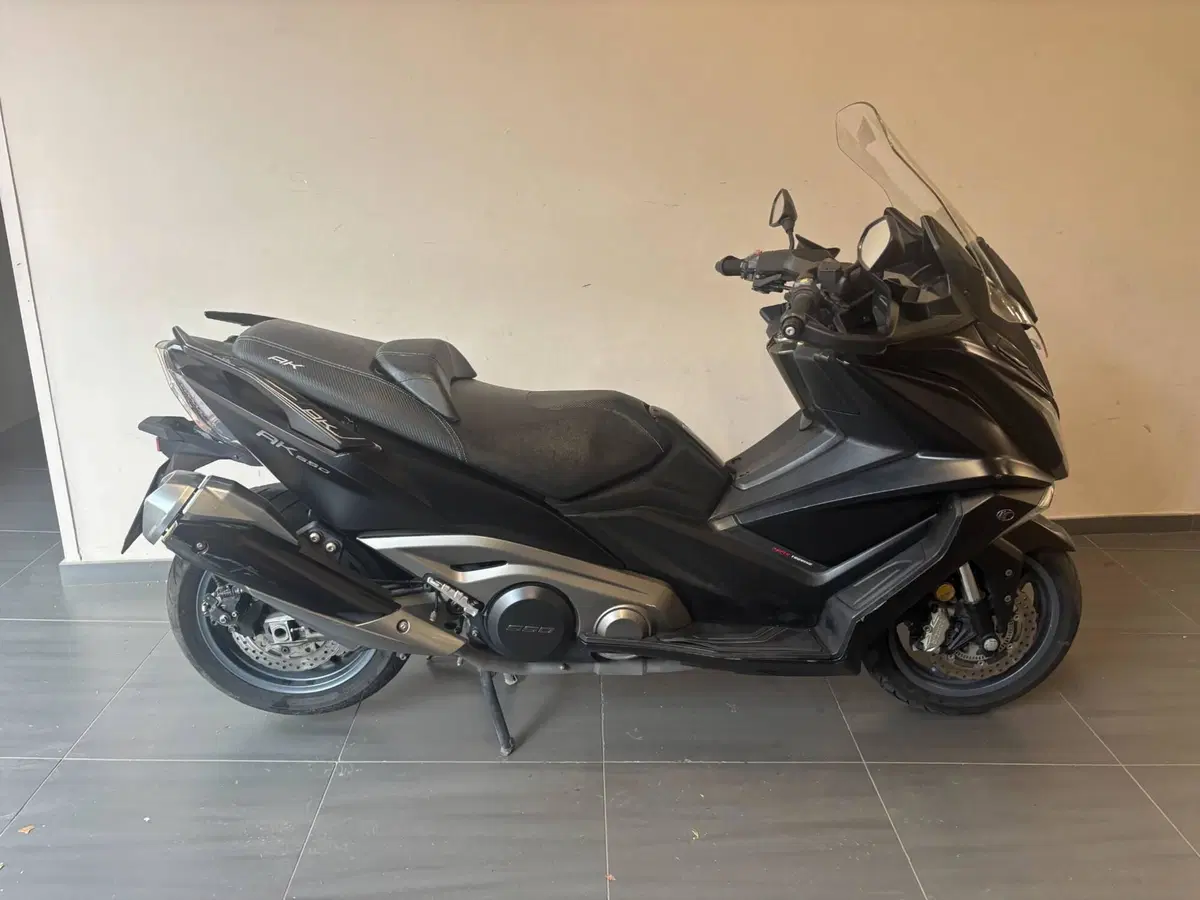 Kymco AK 550 (2017 - 19) (7)