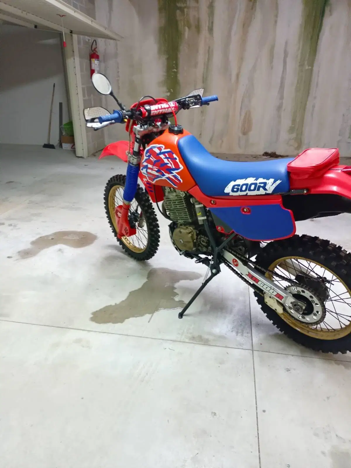 Honda Xr 600 r (3)