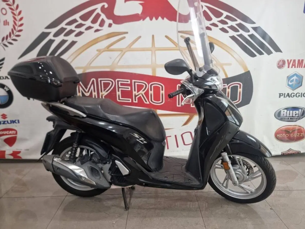 Honda SH 125i (2017 - 19) (2)
