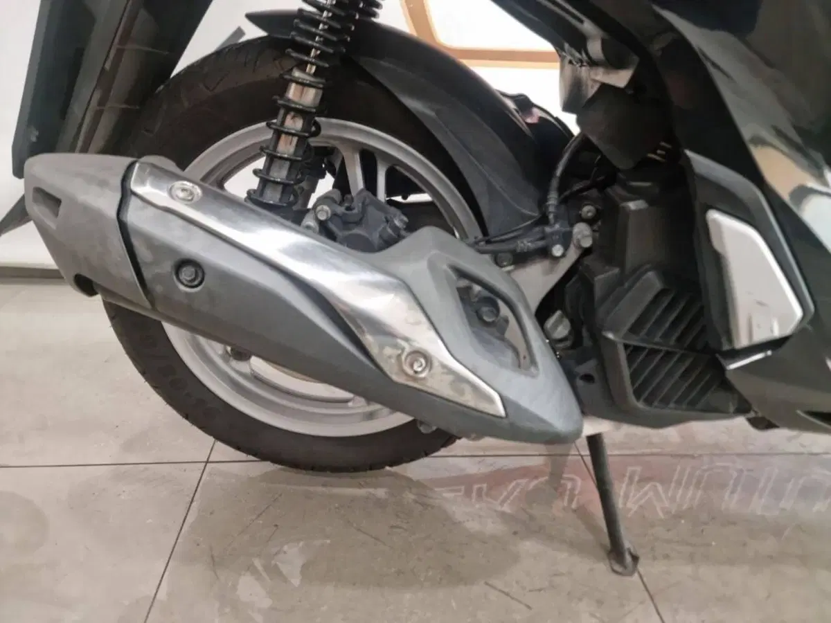 Honda SH 125i (2017 - 19) (12)