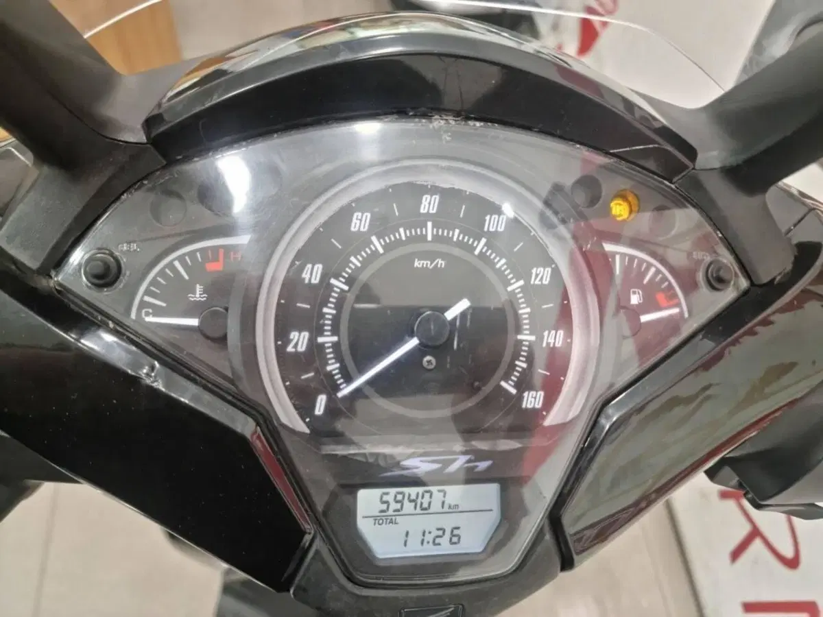 Honda SH 125i (2017 - 19) (15)