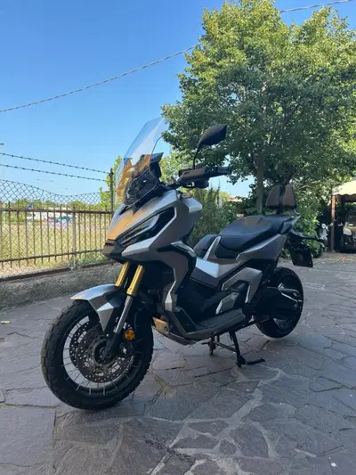 Honda X-ADV 750 DCT Travel (2021 - 24) usata