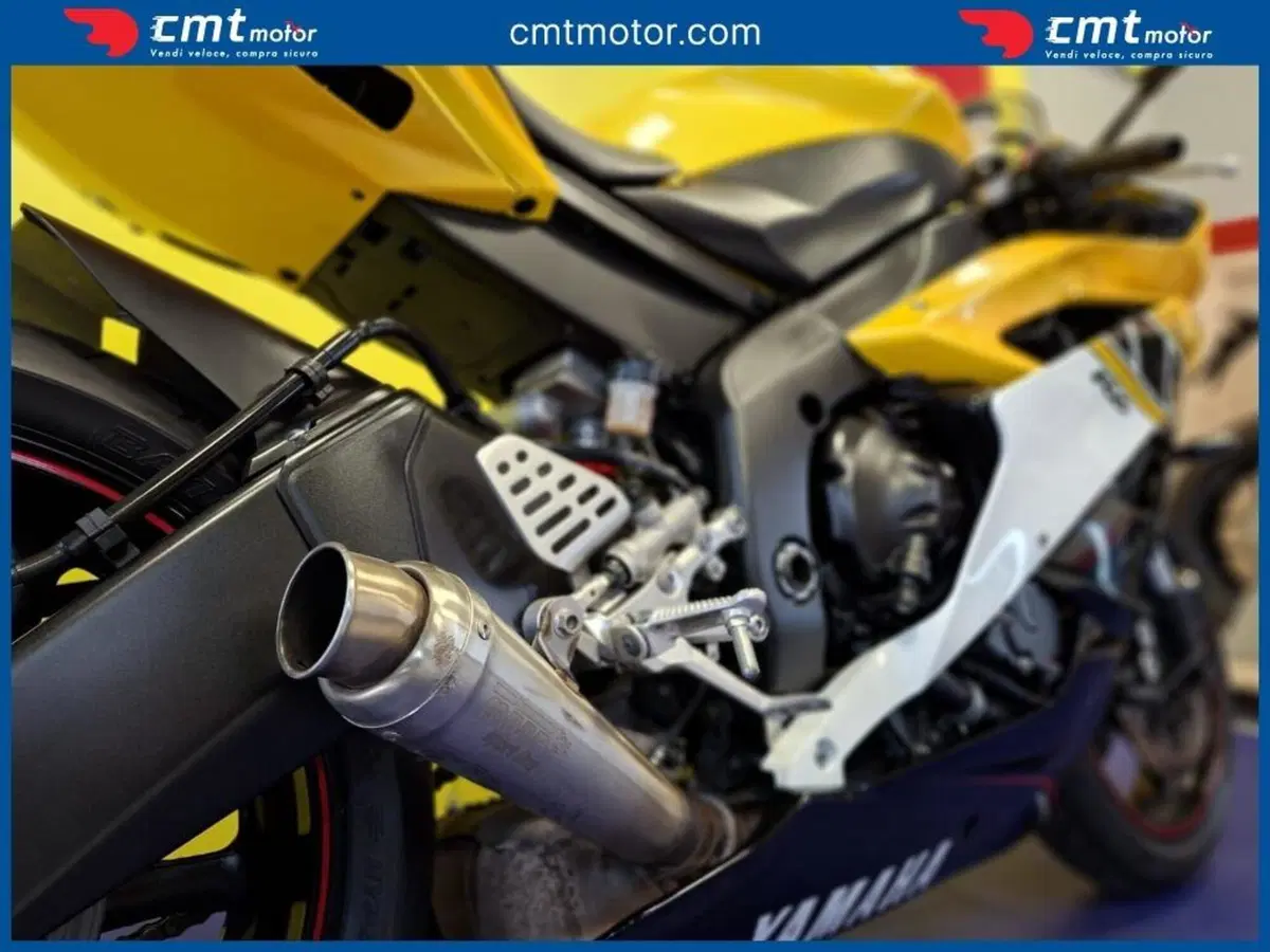 Yamaha YZF R6 (2006 - 07) (6)