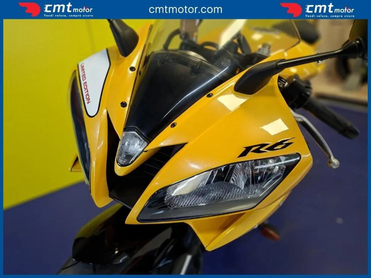 Yamaha YZF R6 (2006 - 07) (8)