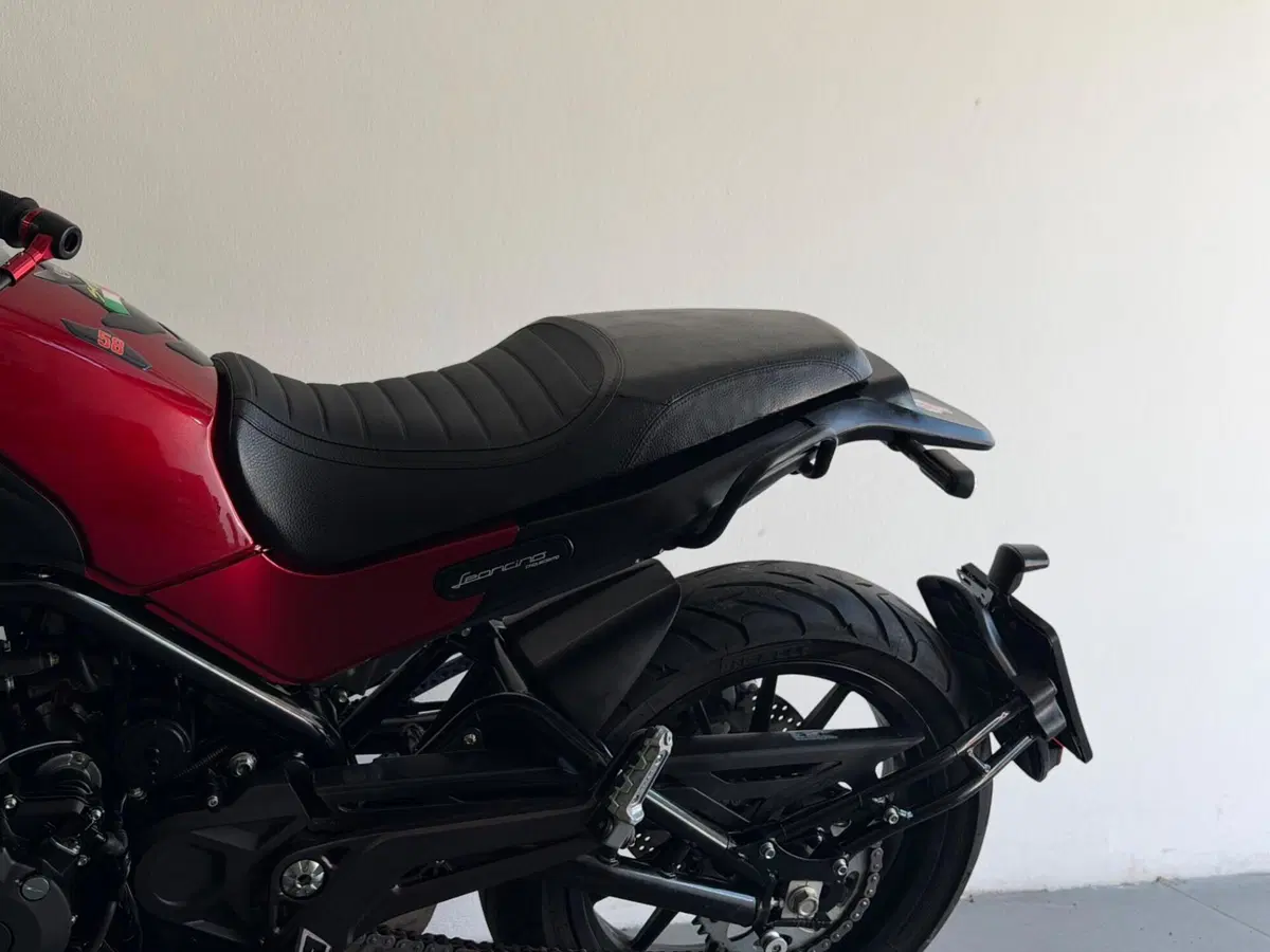 Benelli Leoncino 500 ABS (2017 - 20) (3)