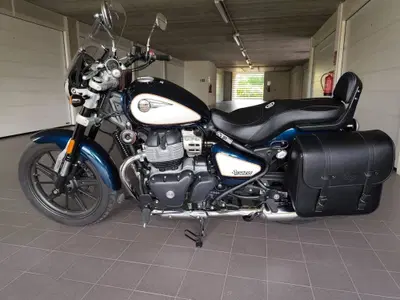 Royal Enfield Super Meteor 650 (2023 - 26) usata
