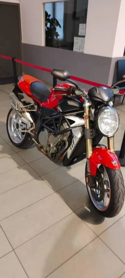 MV Agusta Brutale 750 S (2002 - 06) usata