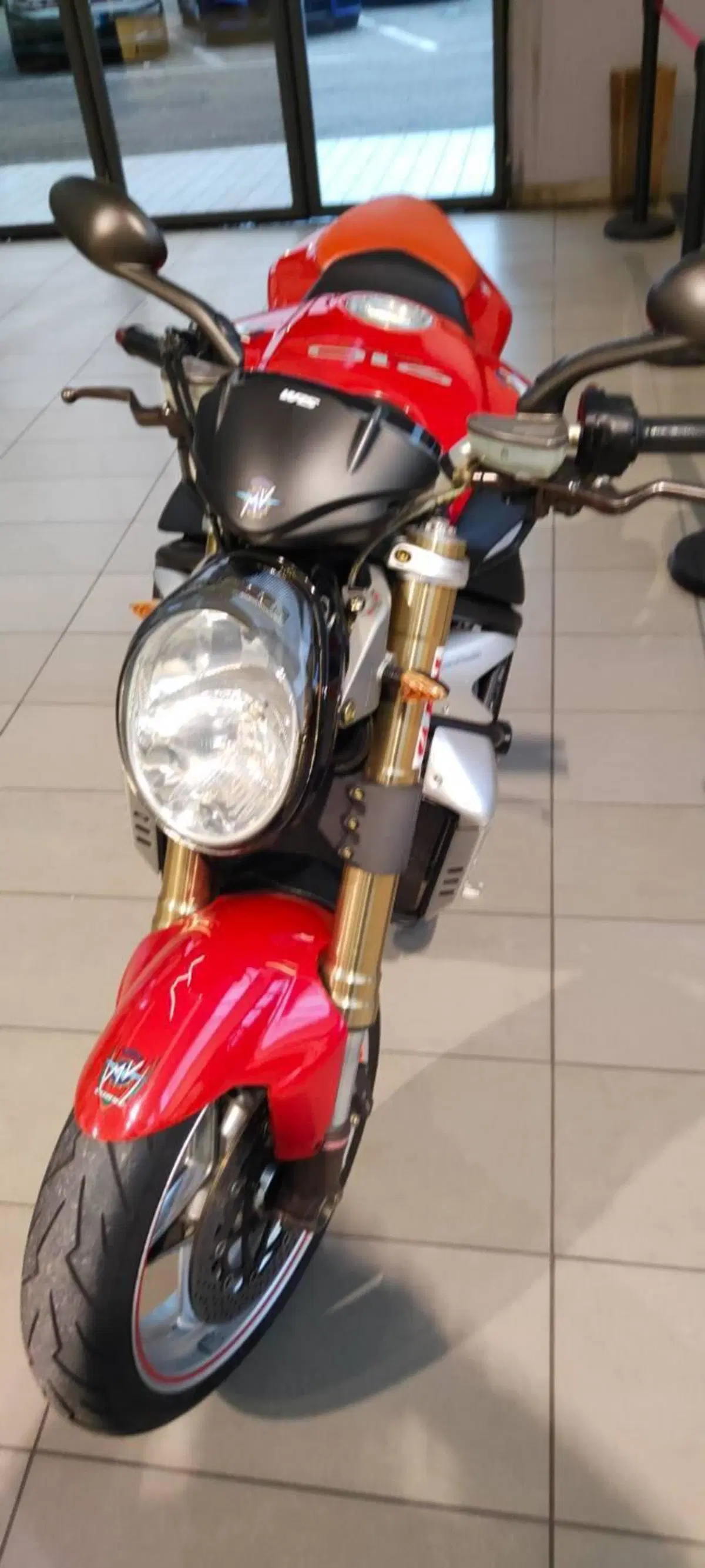 MV Agusta Brutale 750 S (2002 - 06) (2)