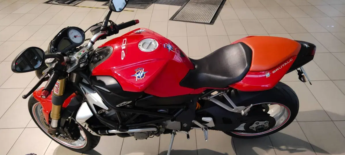 MV Agusta Brutale 750 S (2002 - 06) (3)