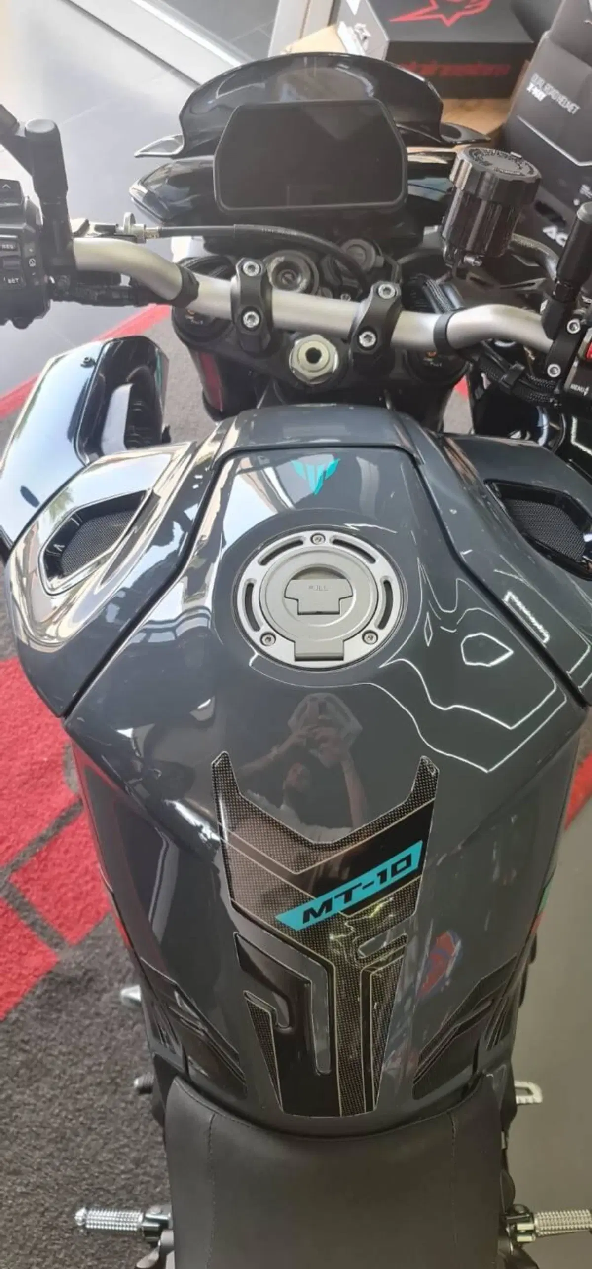 Yamaha MT-10 SP (2022 - 25) (9)