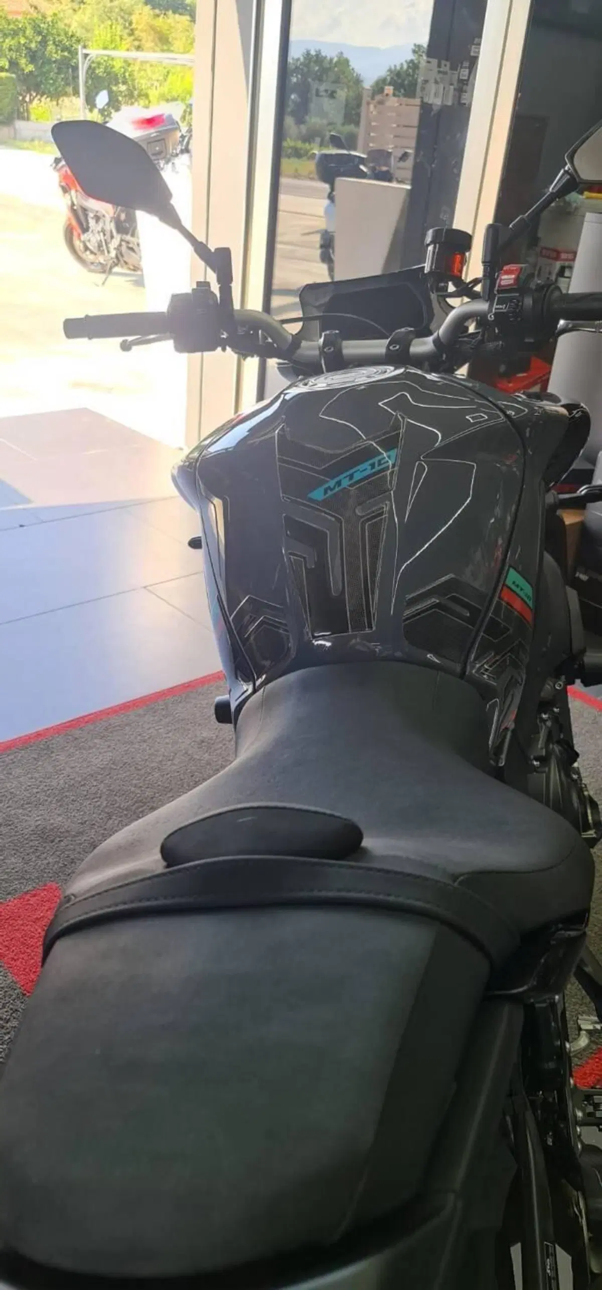 Yamaha MT-10 SP (2022 - 25) (10)