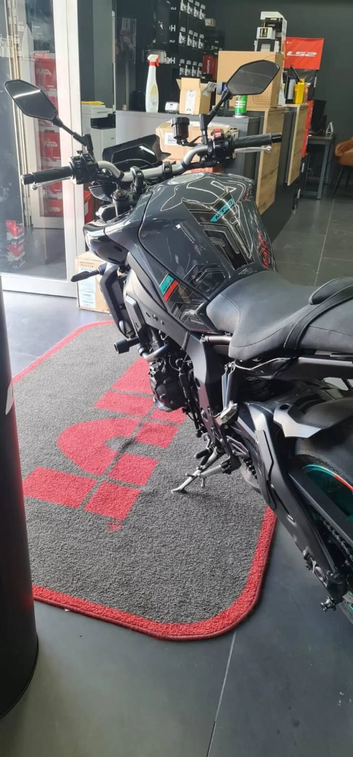 Yamaha MT-10 SP (2022 - 25) (12)