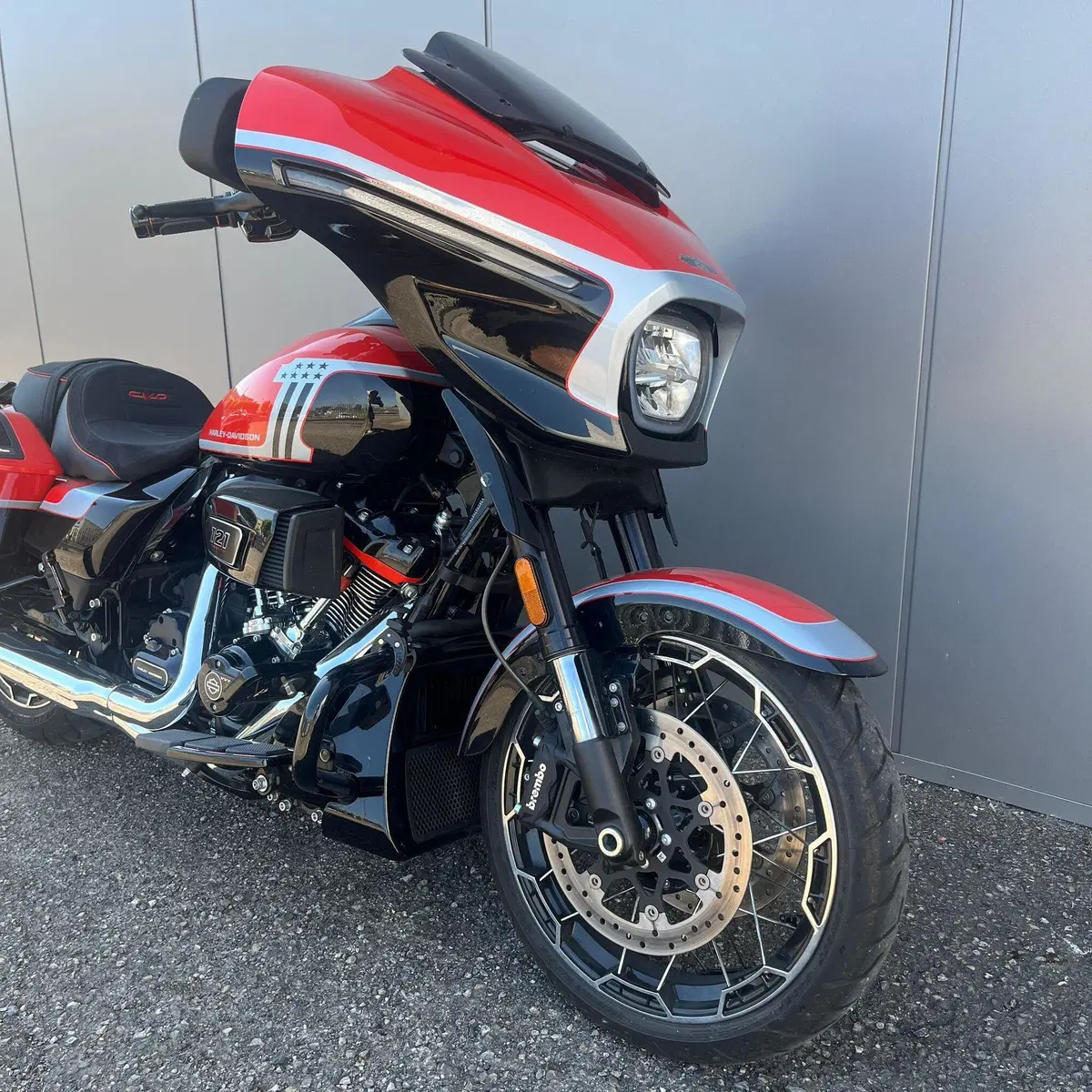 Harley-Davidson CVO Street Glide (2024) (6)