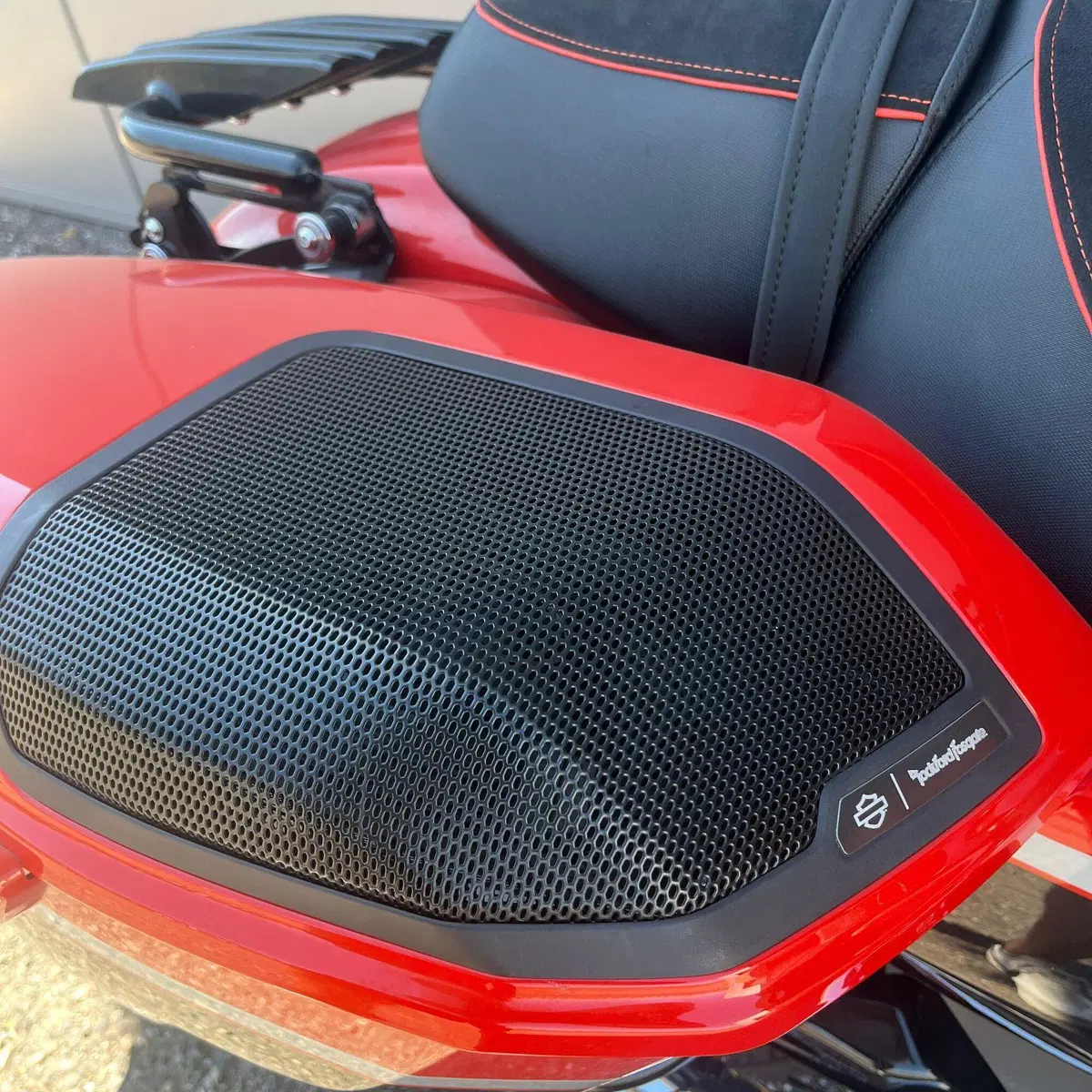 Harley-Davidson CVO Street Glide (2024) (19)