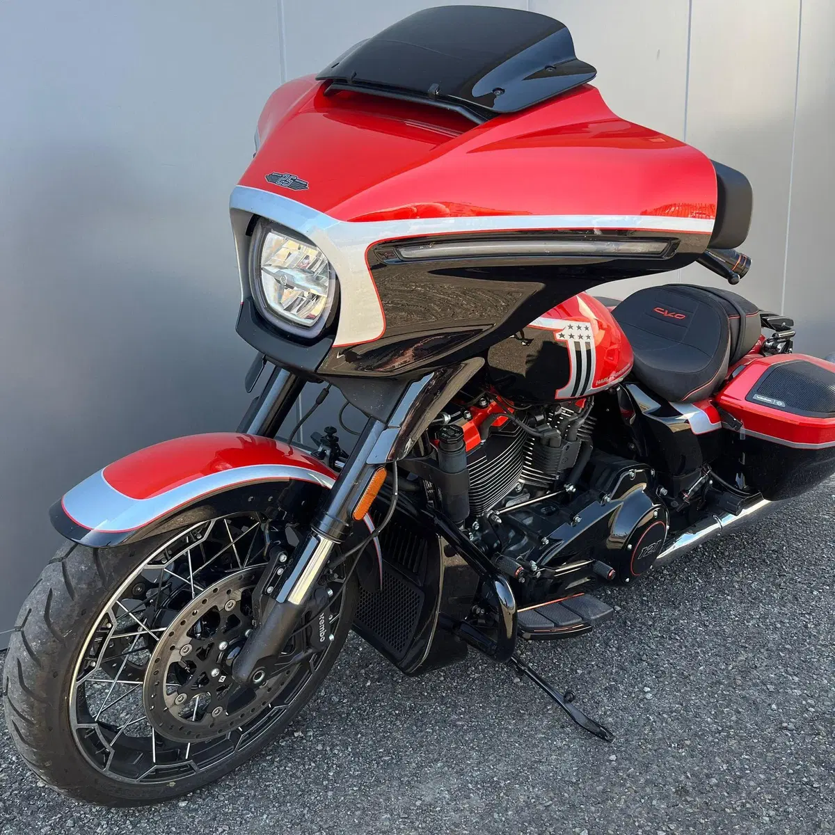 Harley-Davidson CVO Street Glide (2024) (25)