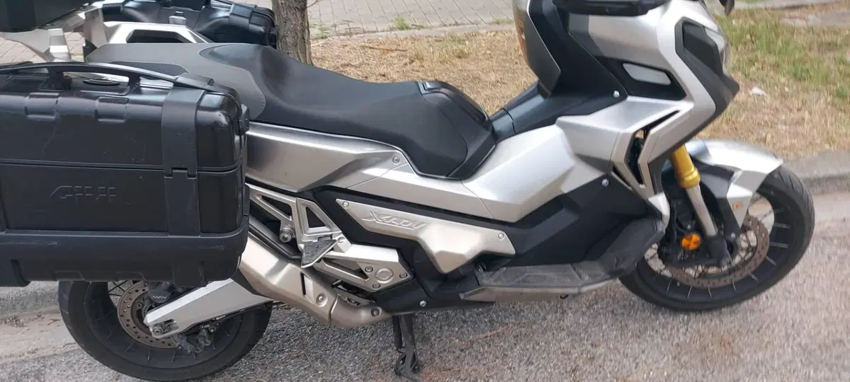 Honda X-ADV 750 (2017) (3)