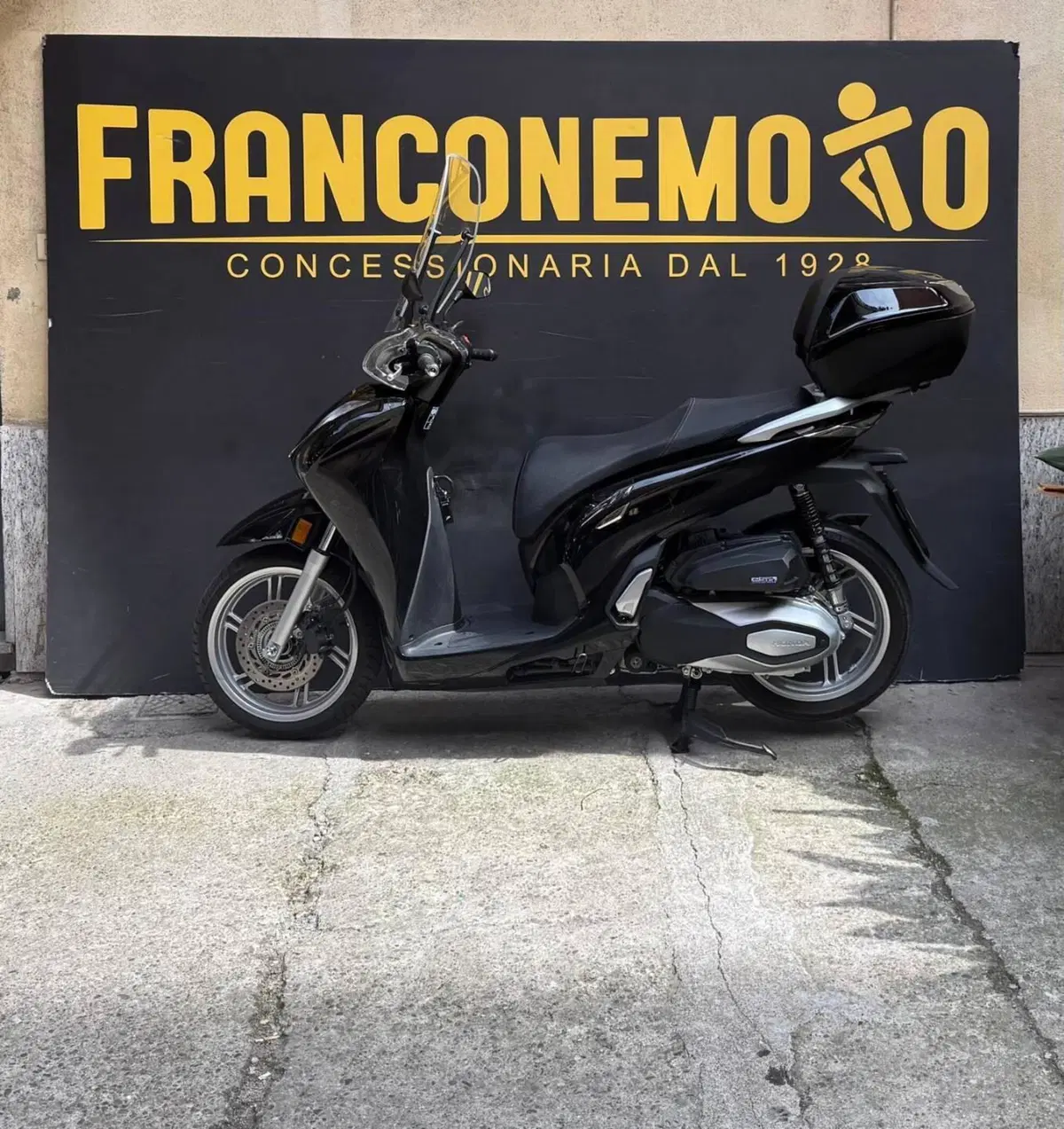 Honda SH 350 (2021 - 24) (4)