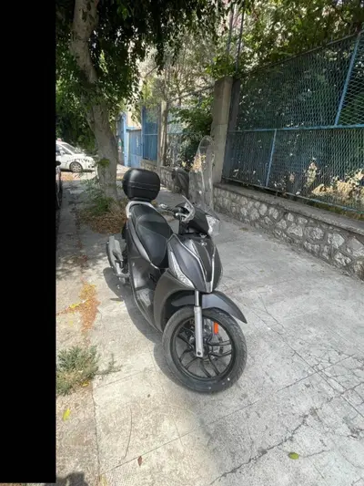 Kymco People 125i S ABS (2024 - 26) usata