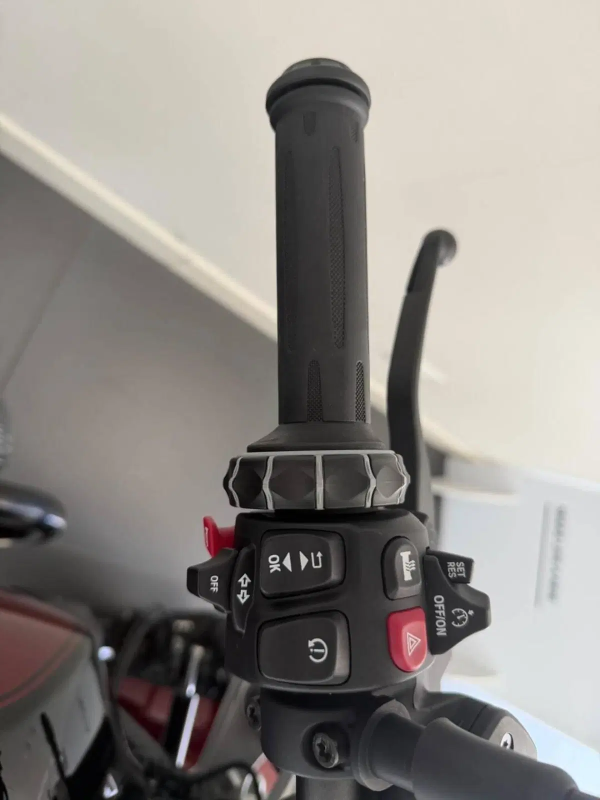 Bmw R 12 (2024 - 26) (11)